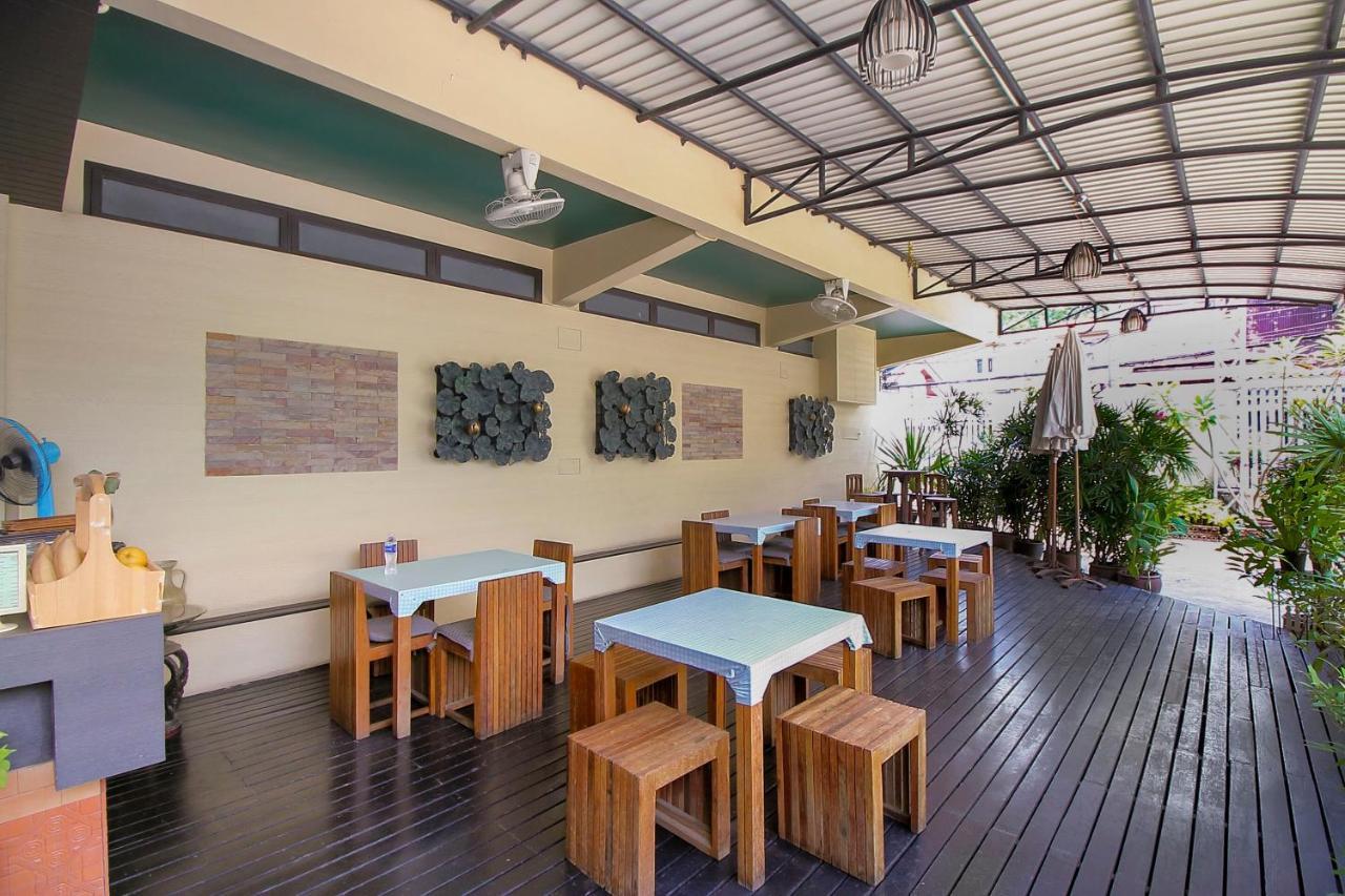 Rajata Hotel Bangkok Exterior photo
