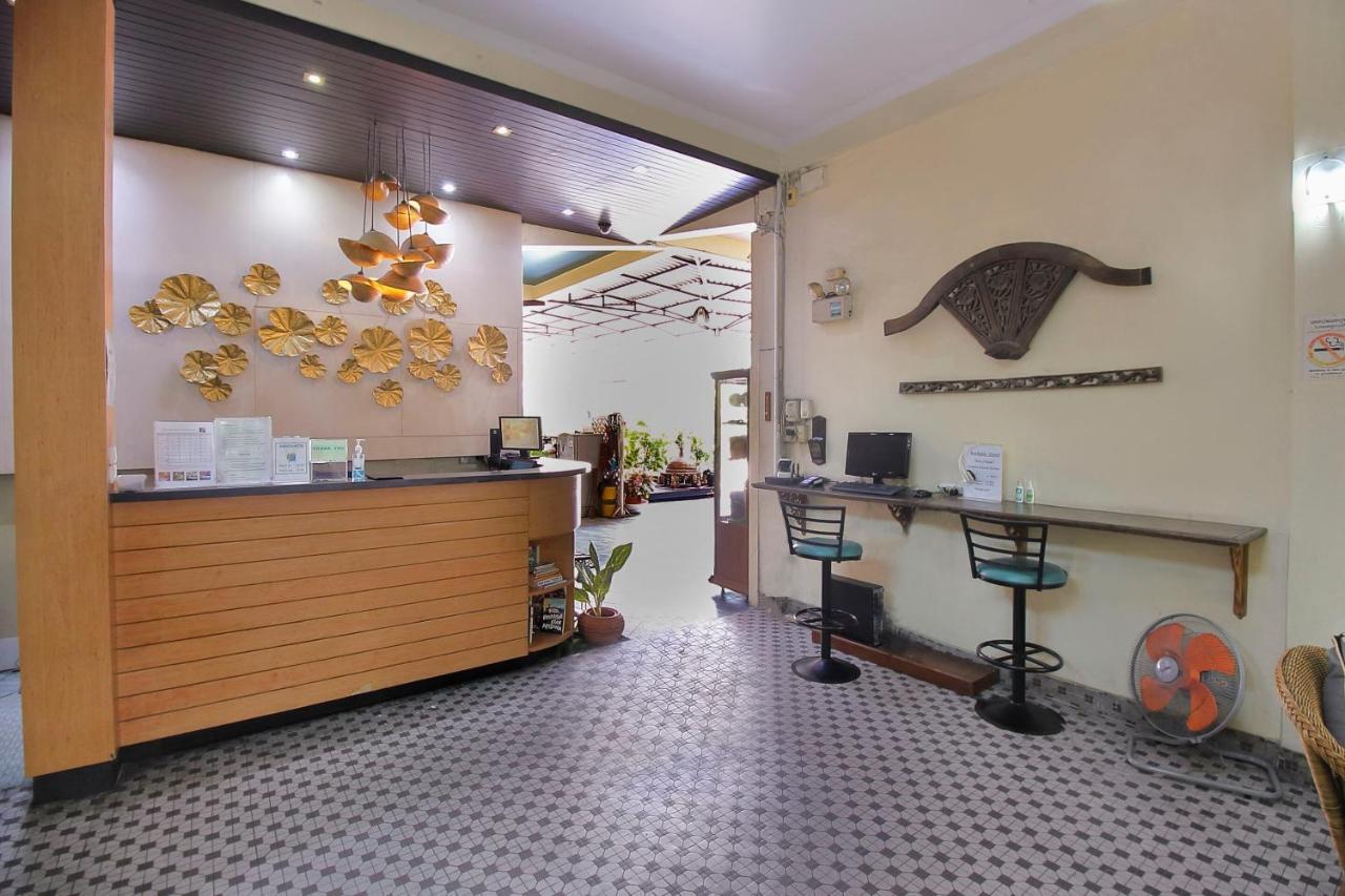 Rajata Hotel Bangkok Exterior photo