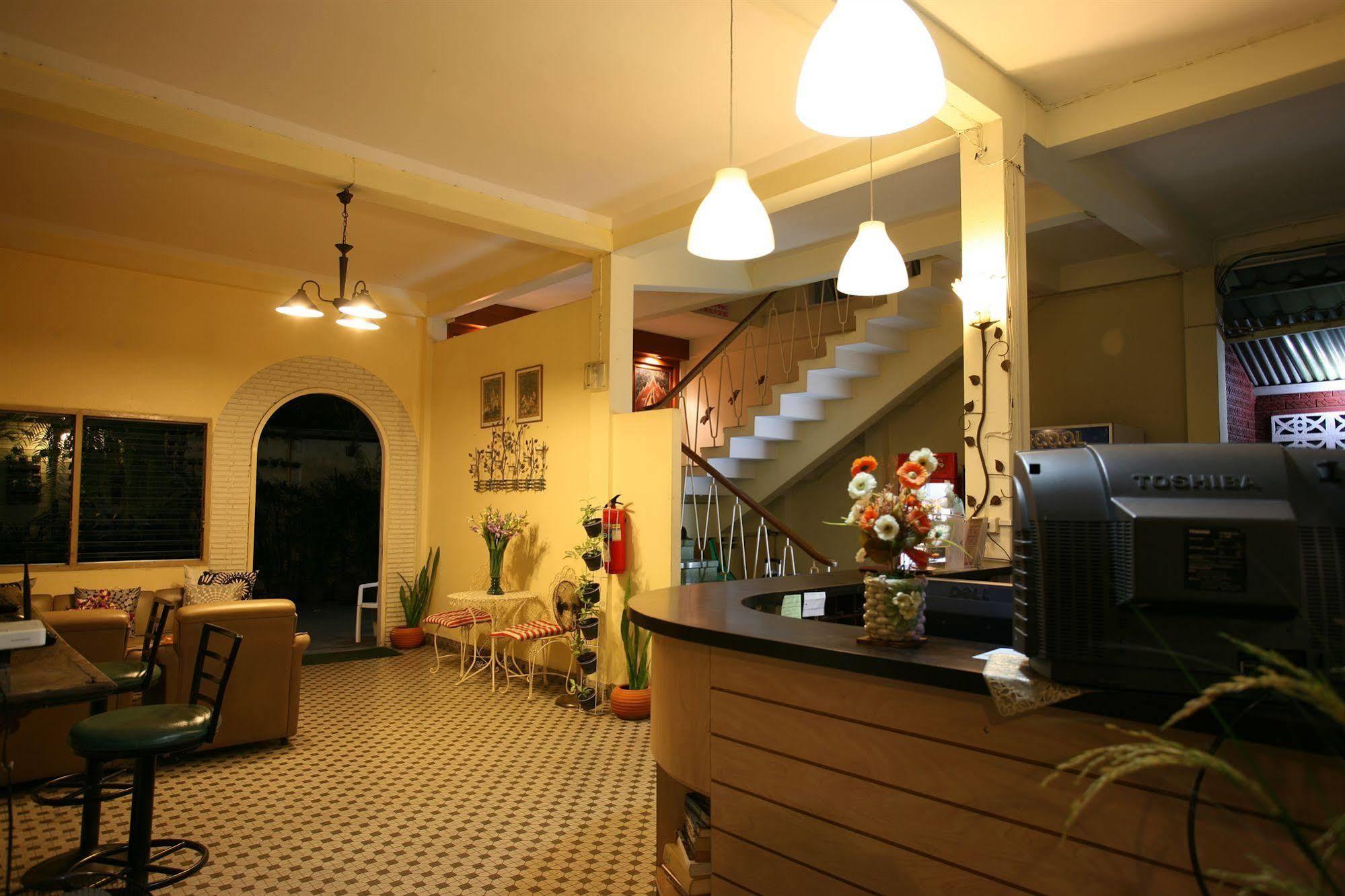 Rajata Hotel Bangkok Exterior photo